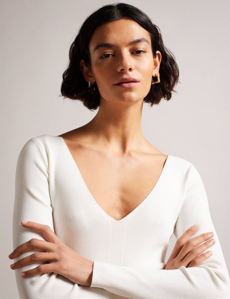 Ted Baker Cileste - Fitted V-neck Long Sleeve Knit Top Ženske Majice Bijele | 071852-GQE