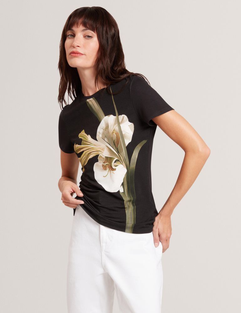 Ted Baker Gorgaa - Floral Graphic Fitted Short Sleeve T-shirt Ženske Majice Crne | 568972-TEB