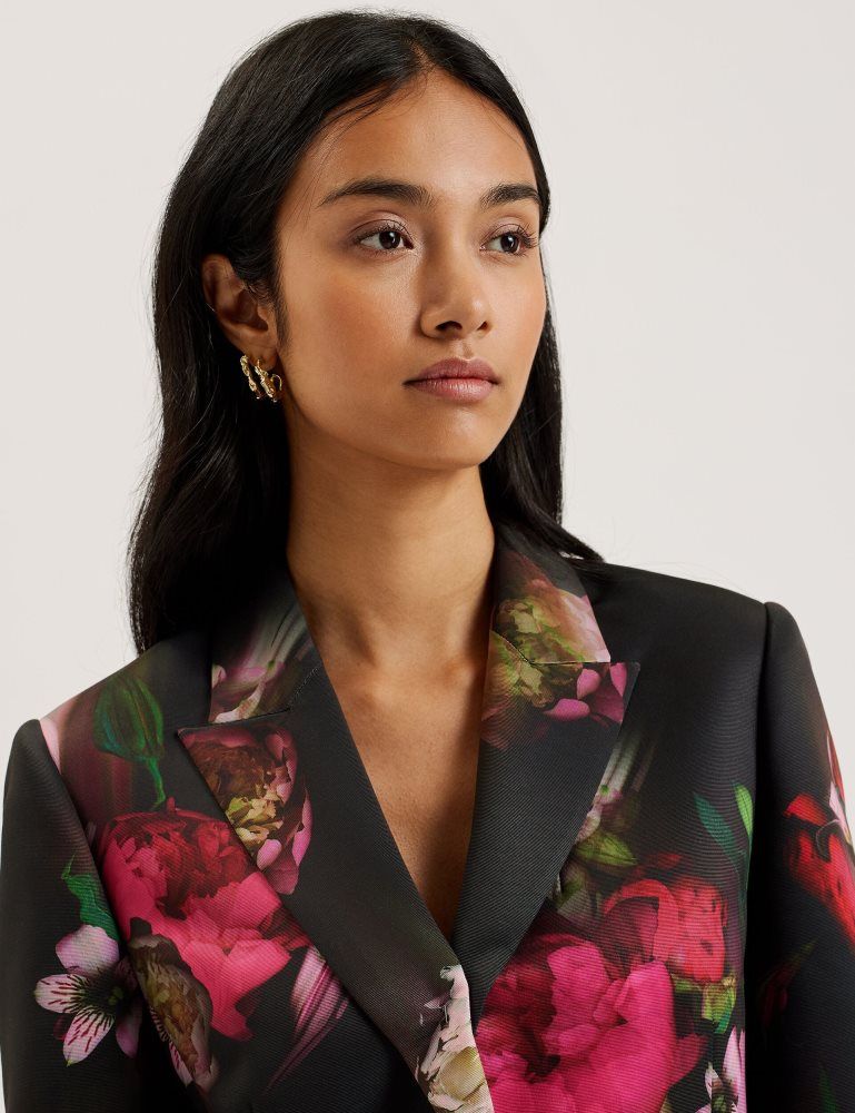 Ted Baker Okuni - Fitted Floral Print Tailored Jacket Ženske Odijela Crne | 278463-OXF