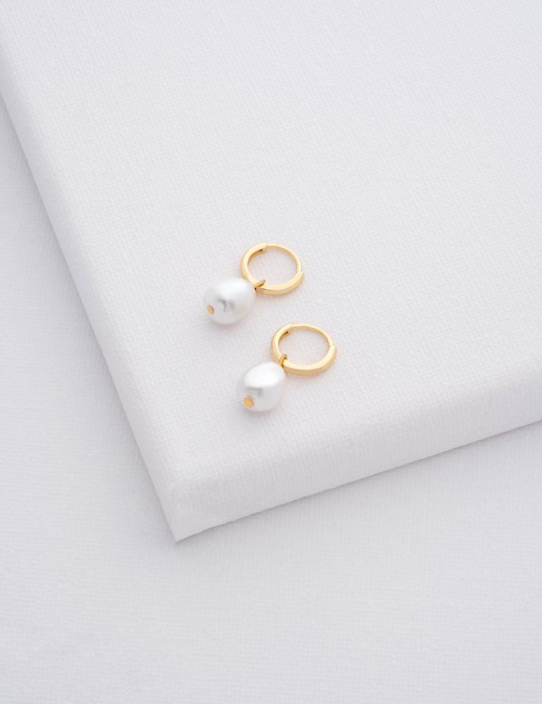 Ted Baker Periaa - Pearl Drop Pendant Huggie Earrings Ženske Nakit Zlatne | 735802-KMY